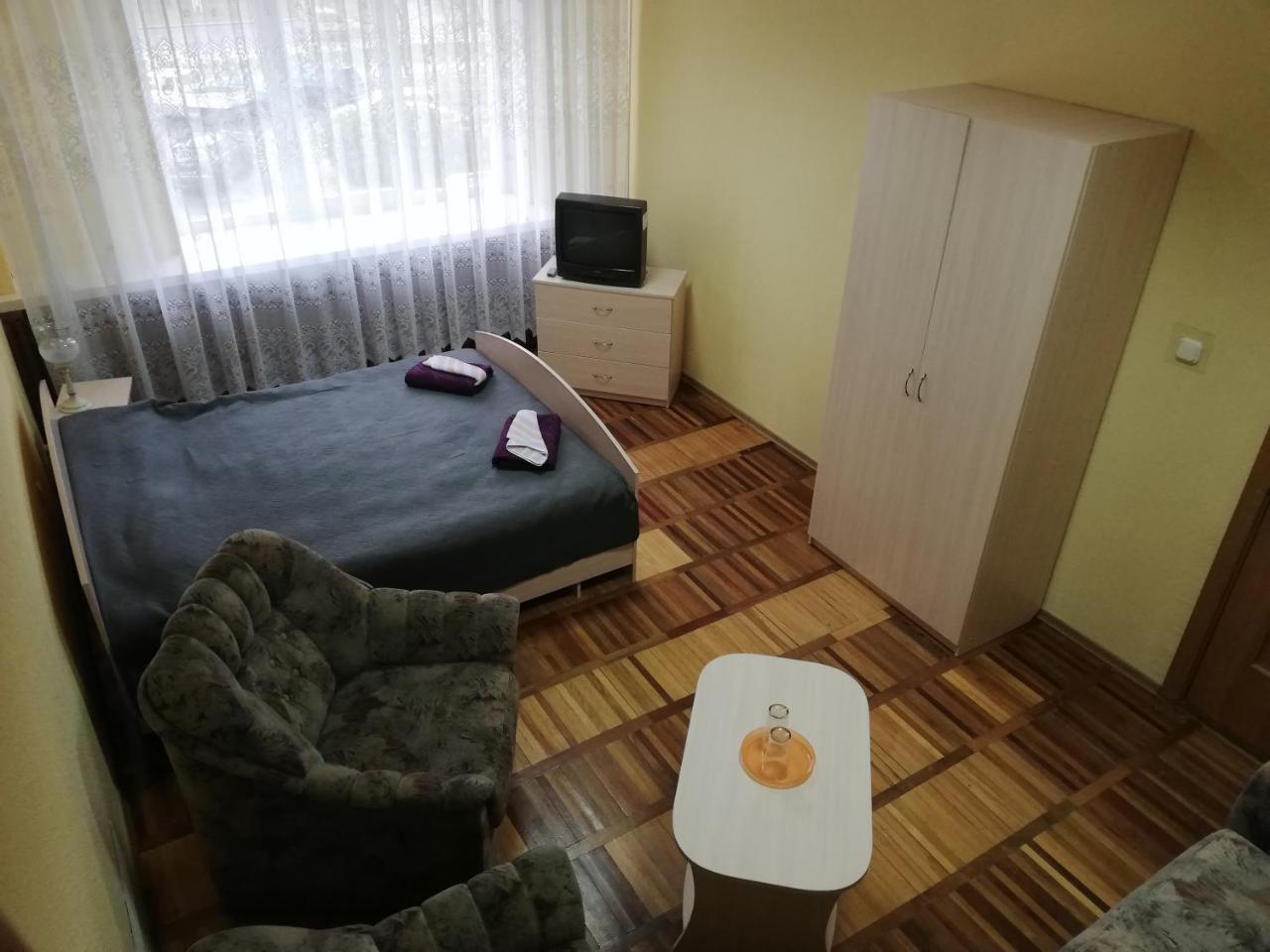 Rooms For Rent On Vokzal Brest Exterior photo